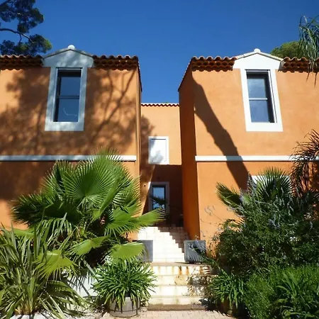 Villa La De La Mer